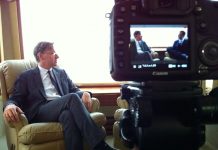 Avoiding bias during election coverage Image by Adam Lisagor released via Creative Commons CC BY-NC-SA 2.0