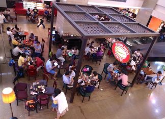 Knowing your audience Image by Shunsuke Kobayashi released via Creative Commons CC BY 2.0