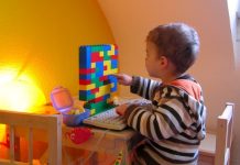 Social media in news production Image by depone released via Creative Commons CC BY-NC-SA 2.0