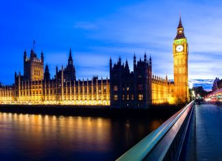 Parliamentary reporting for beginners Image by melfoody released via Creative Commons CC BY-NC-ND 2.00