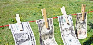 Investigating corruption Image by Images Money released via Creative Commons CC BY-NC 2.0