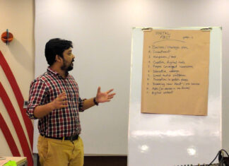 Media training requirements Training in Dhaka, Bangladesh. Image by David Brewer shared via Creative Commons