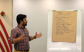 Media training requirements Training in Dhaka, Bangladesh. Image by David Brewer shared via Creative Commons