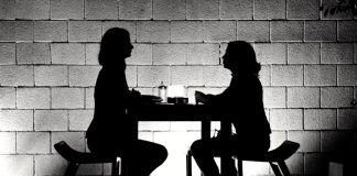 Dealing with suspects as news sources Image by Mario Sixtus released via Creative Commons CC BY-NC-SA 2.0