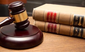 Court reporting for beginners Image by WP Paarz released via Creative Commons CC BY-SA 2.0