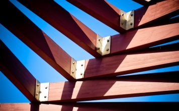 Developing important news angles Image by Vladimir Khmelnytskyi released via Creative Commons CC BY-NC-SA 2.0