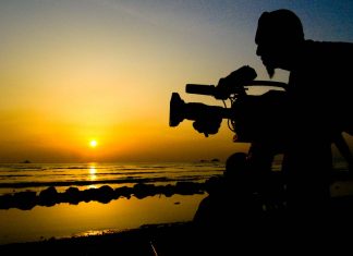 Interviewing integrity – scenario Image by Birdy released via Creative Commons CC BY 2.0