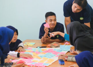 Information disorder – mapping the landscape Photo by Zainul Yasni on Unsplash