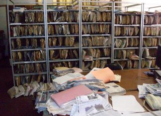 The importance of keeping records Slide by David Brewer released via Creative Commons BY-NC-SA 4.0.