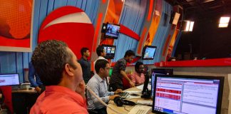 Managing a news website’s front page Slide by David Brewer released via Creative Commons BY-NC-SA 4.0.