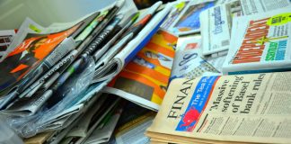 Newspaper audience research Image by Ben Sutherland released via Creative Commons CC BY 2.0