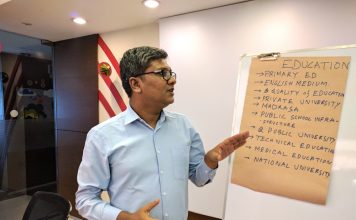 Designing a media training plan Training in Dhaka, Bangladesh. Image shared via Creative Commons