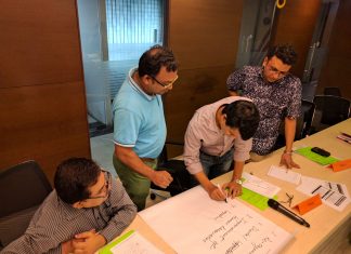 How media assistance could improve Training in Dhaka, Bangladesh. Image by David Brewer shared via Creative Commons