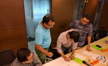 Improving media assistance Training in Dhaka, Bangladesh. Image by David Brewer shared via Creative Commons