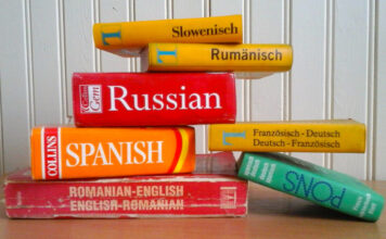 Translation in journalism Image by Tessa Kavanagh from Pixabay