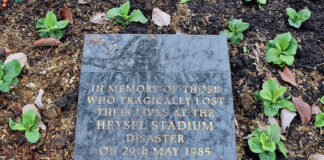 Covering a tragedy – scenario Image by Rodhullandemu released via Creative Commons BY-SA