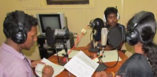 Where does news come from? Radio training workshop in Jaffna, Sri Lanka. Image by David Brewer