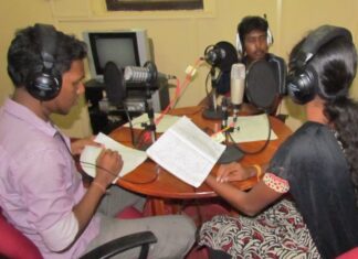 Where does news come from? Radio training workshop in Jaffna, Sri Lanka. Image by David Brewer