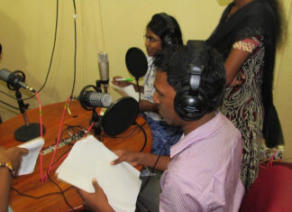 Constructing a news package for radio Radio production training Jaffna - image by Media Helping Media