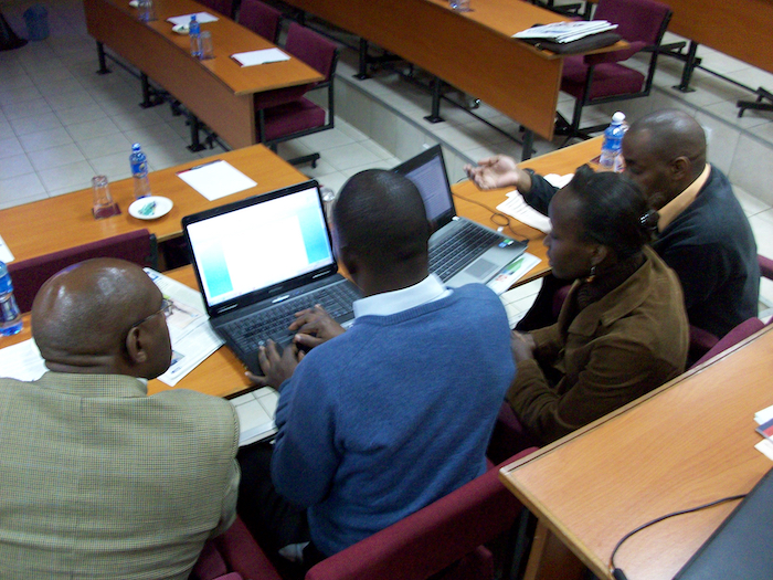 Fact-checking training Kenya. Image by Media Helping Media released via Creative Commons