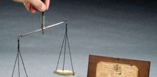 False equivalence and false balance Image of scales from Wellcome Trust released under Creative Commons