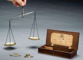 False equivalence and false balance Image of scales from Wellcome Trust released under Creative Commons