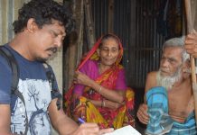Climate and coastal journalism – the impact on communities The author - Rafiqul Islam Montu - with coastal flooding victims